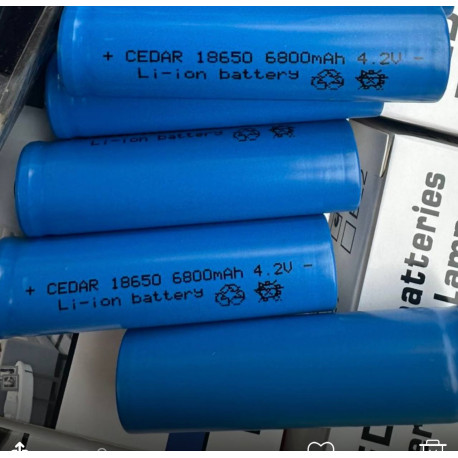 Аккумуляторная батарея 6800 мАг BATTERY Батарея) 18650 1 шт